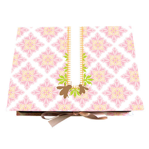Signature Line Boxed Honey Bees Notecards in White